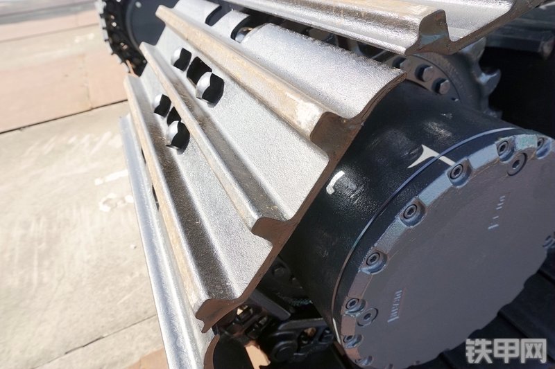 神钢SK210LC-10挖掘机局部