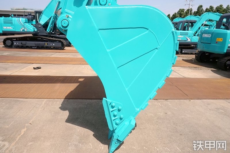 神钢SK350LC-10挖掘机局部