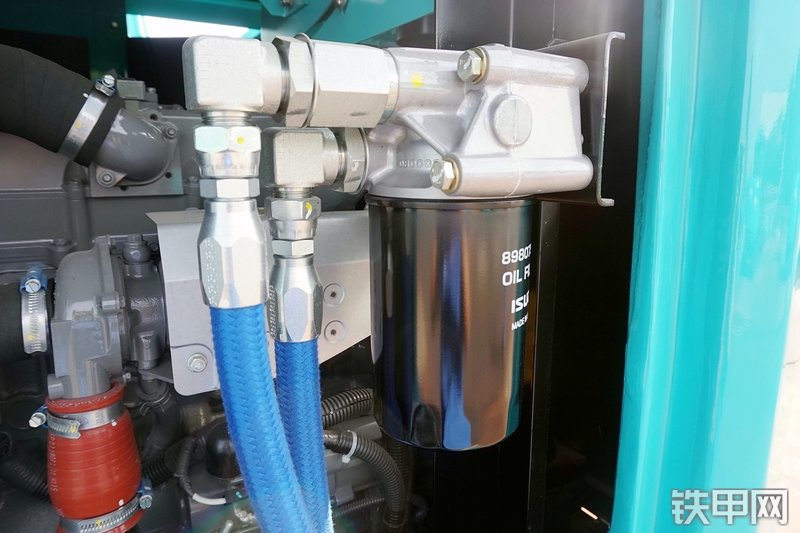 神钢SK75-8挖掘机局部