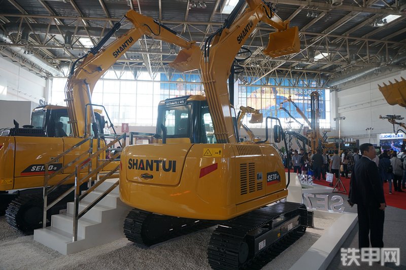 山推SE70-9挖掘机展会( )