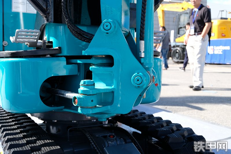 山河智能SWE08B挖掘机展会( )