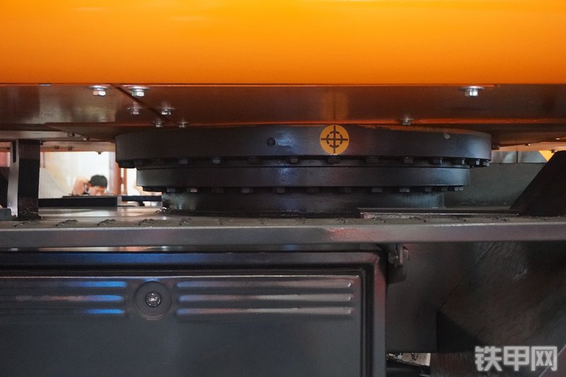 詹阳重工JYL615F挖掘机展会( )