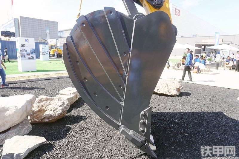 柳工CLG950E挖掘机展会( )