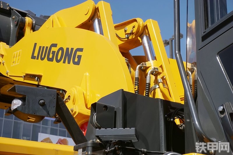 柳工CLG890H装载机展会( )