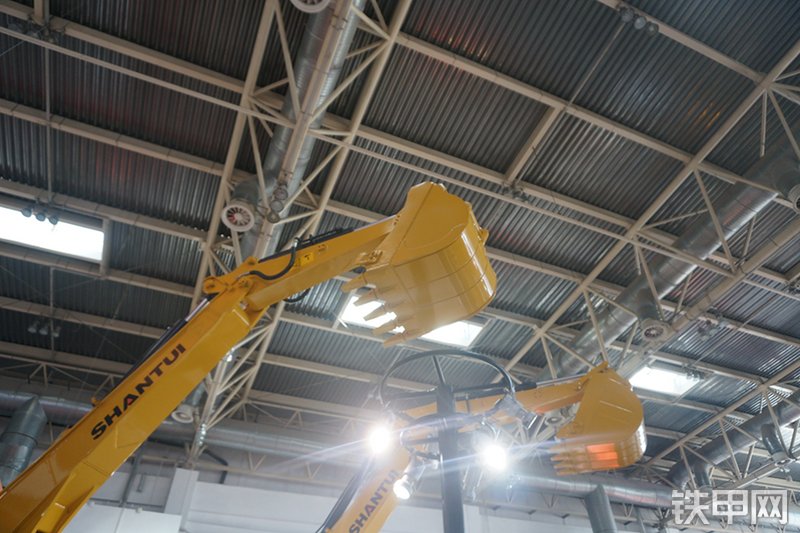 山推SE70-9挖掘机展会( )