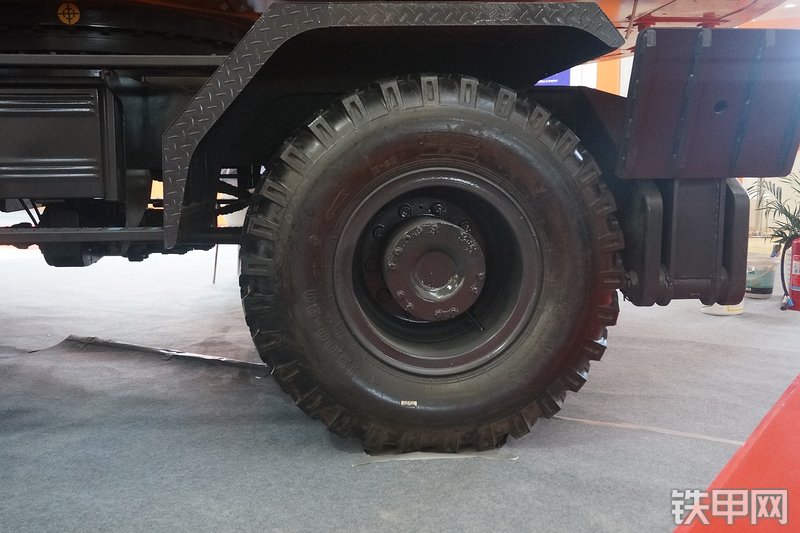 詹阳重工 JYL621F挖掘机展会( )