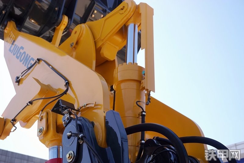 柳工VL80A装载机展会( )