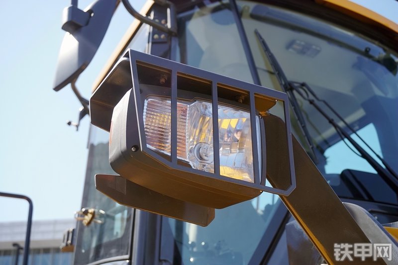 柳工CLG856H装载机展会( )