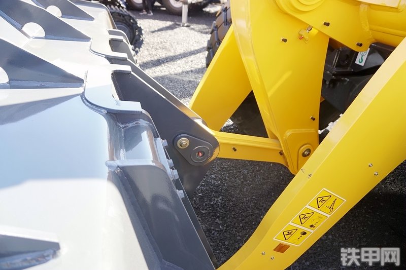 柳工CLG856H装载机展会( )