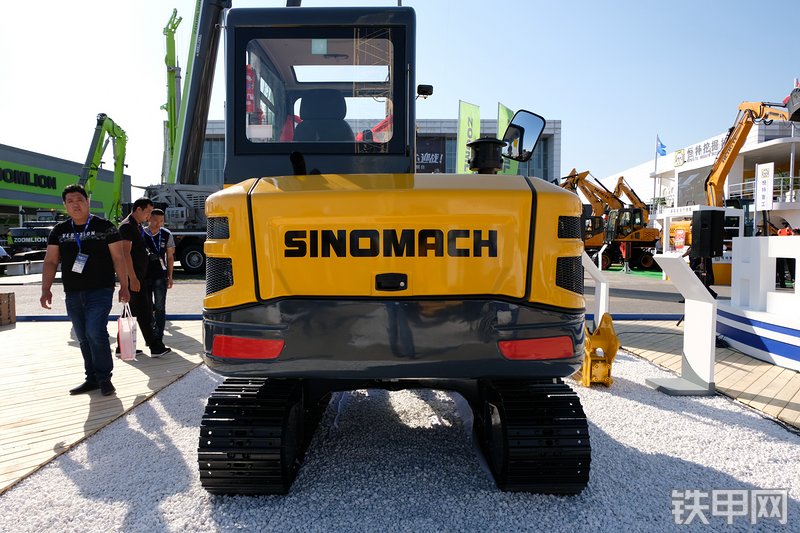 国机重工GE65H挖掘机展会( )