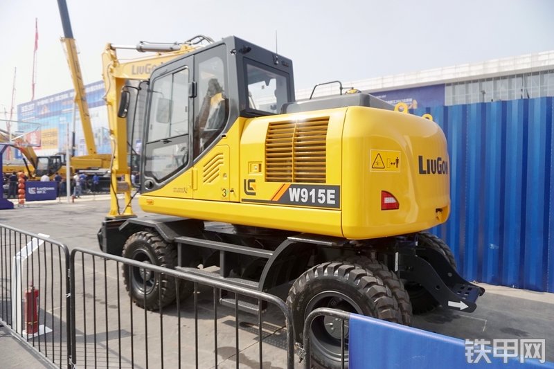 柳工CLGW915E挖掘机展会( )