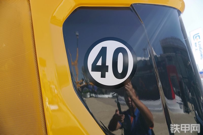 柳工CLG856H装载机展会( )