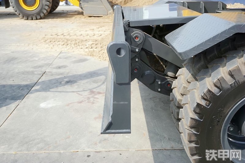 柳工CLGW915E挖掘机展会( )