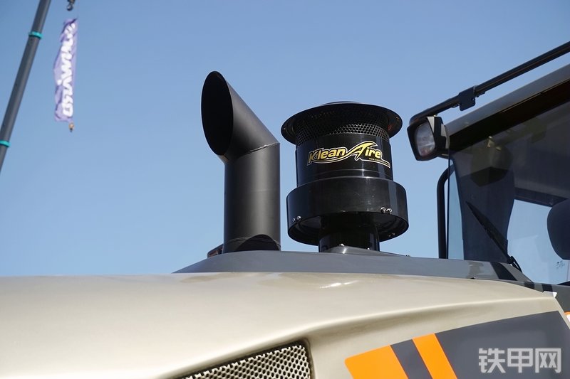 柳工CLG870H装载机展会( )