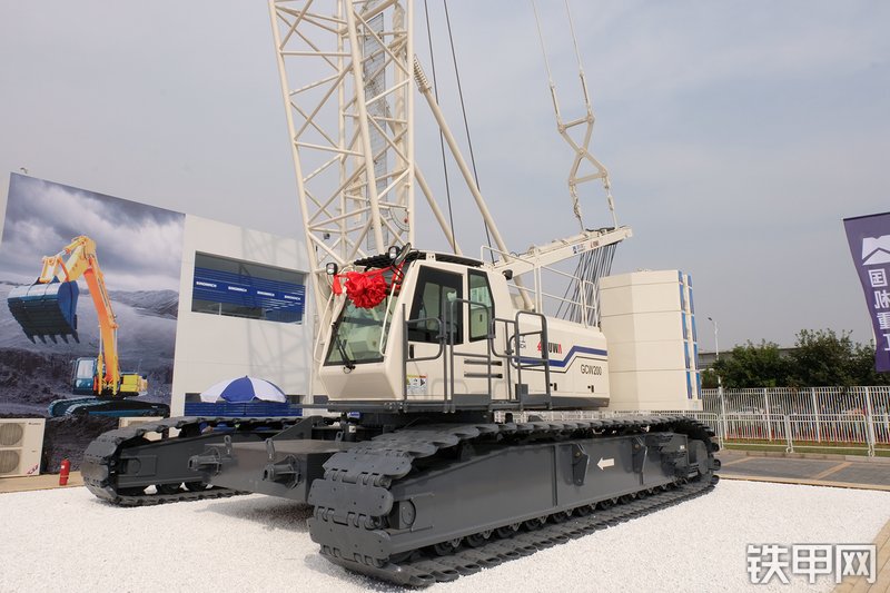 国机重工GWC200起重机展会( )