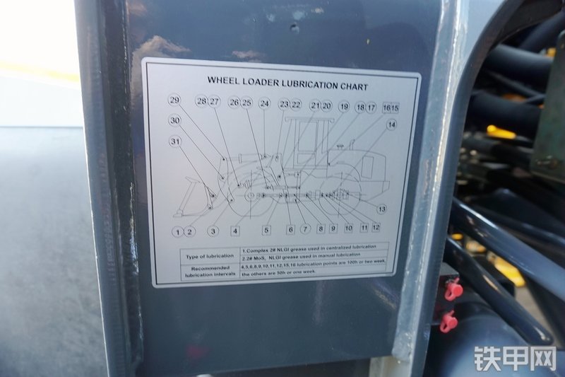 柳工CLG856H装载机展会( )