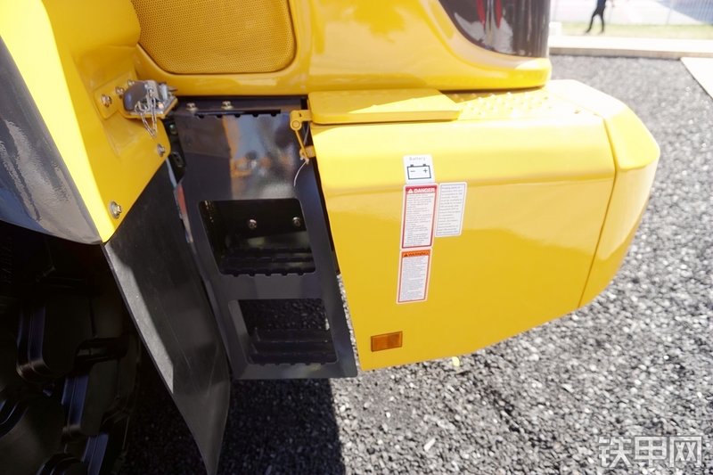 柳工CLG856H装载机展会( )