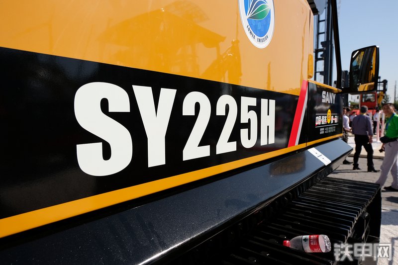 三一重工SY225H挖掘机展会( )