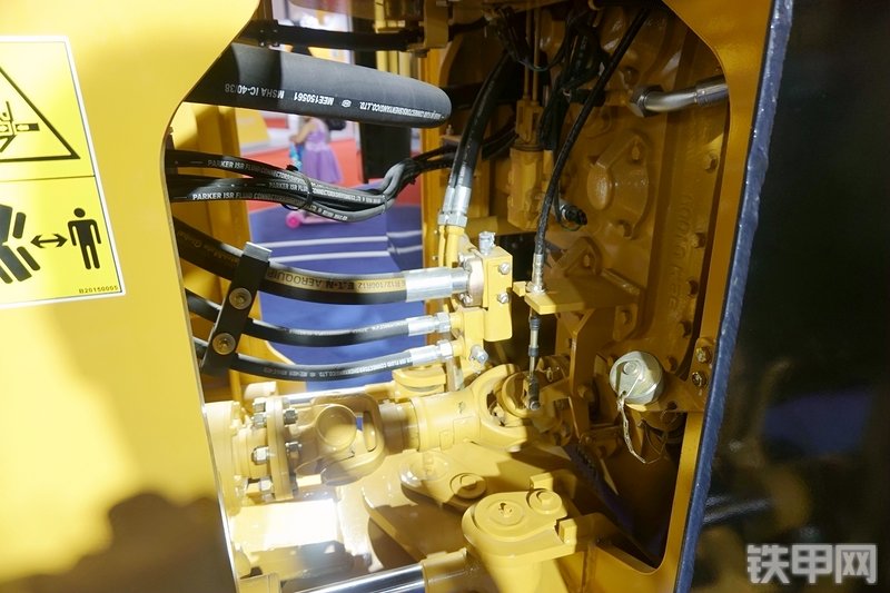 山工SEM655D装载机展会( )