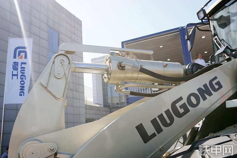 柳工CLG870H装载机展会( )