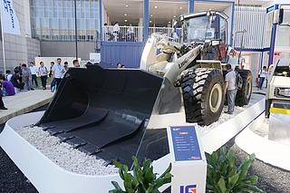 柳工CLG870H装载机展会( )