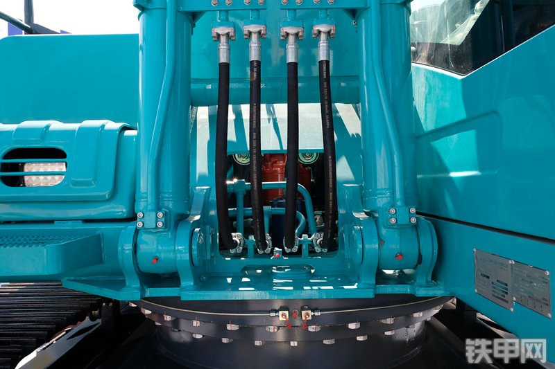 山河智能SWE215E挖掘机展会( )