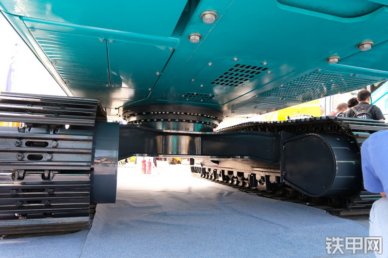 山河智能SWE500ES挖掘机展会( )