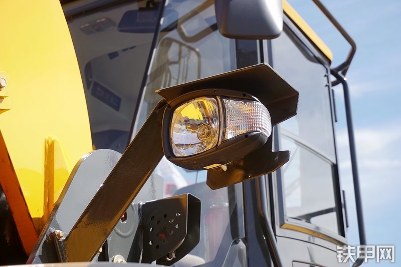 柳工CLG890H装载机展会( )