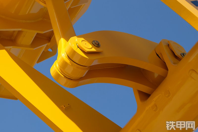 国机重工GZ66T装载机展会( )