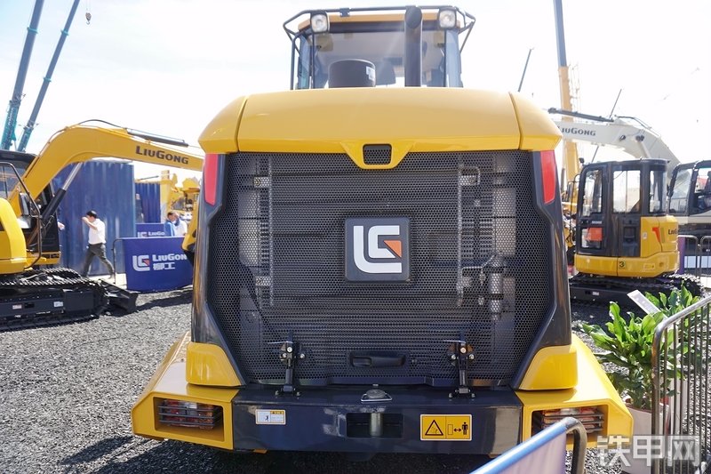 柳工CLG835H装载机展会( )