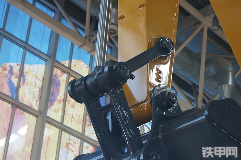 徐工XE215D挖掘机展会( )