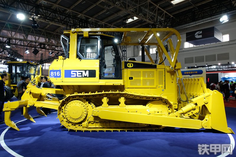 山工SEM816-森林型推土机展会( )