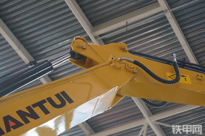 山推SE70-9挖掘机展会( )