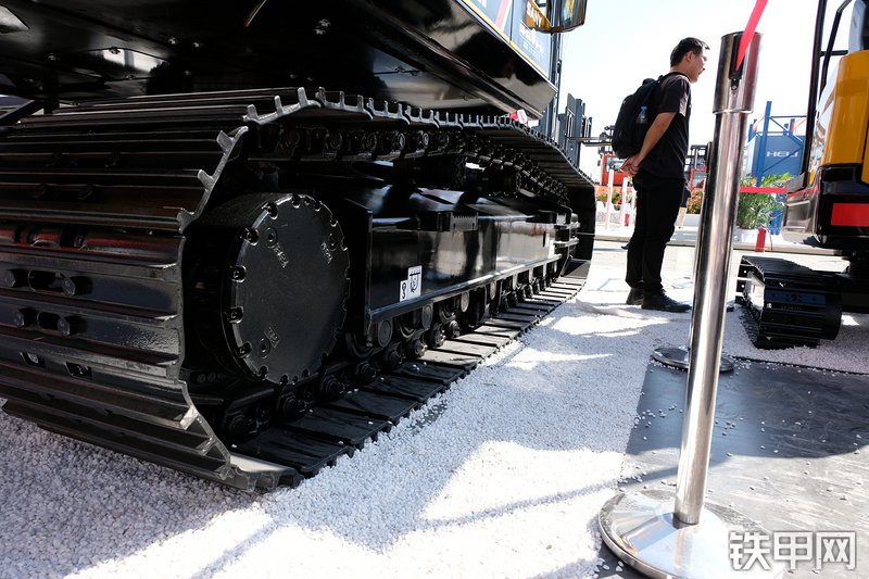 三一重工SY225H挖掘机展会( )