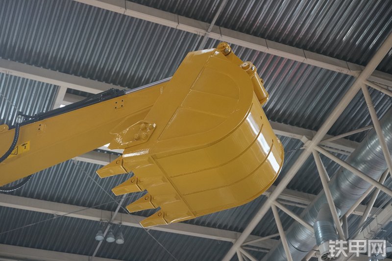 山推SE130-9挖掘机展会( )