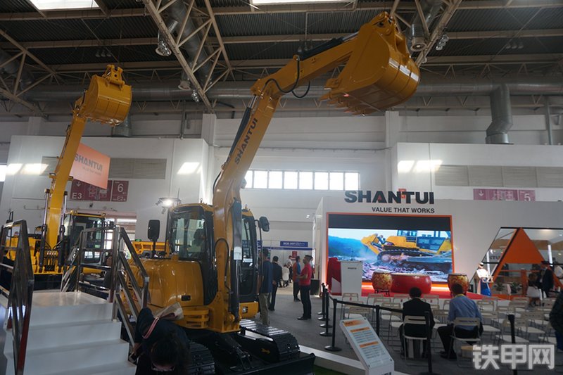 山推SE50-9挖掘机展会( )