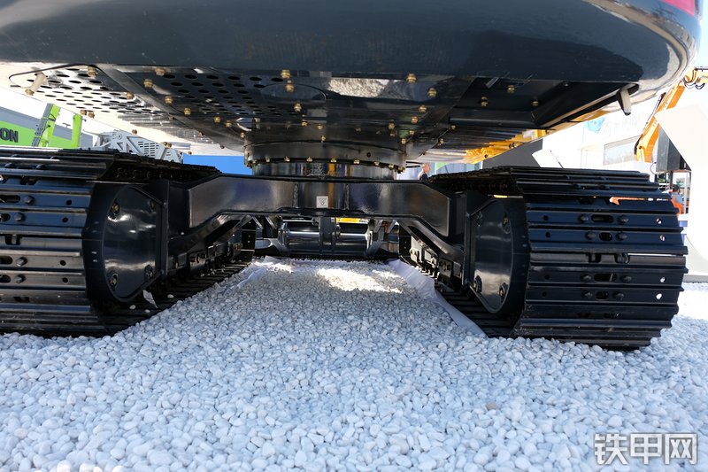 国机重工GE65H挖掘机展会( )