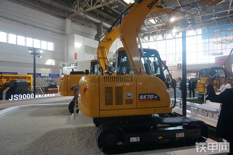 山推SE70-9挖掘机展会( )