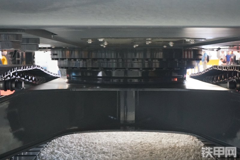 徐工XE215D挖掘机展会( )