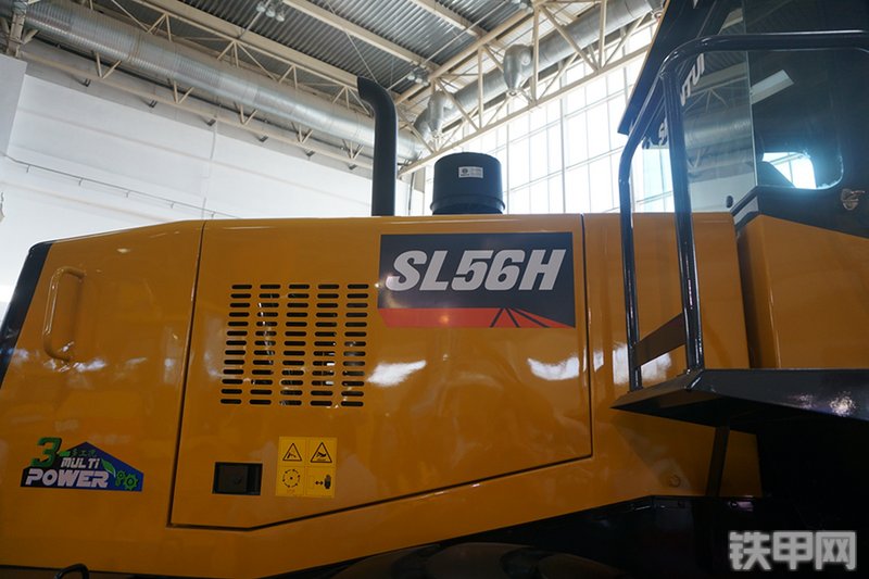 山推SL56H装载机展会( )