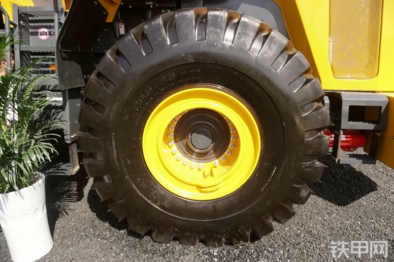 柳工CLG890H装载机展会( )