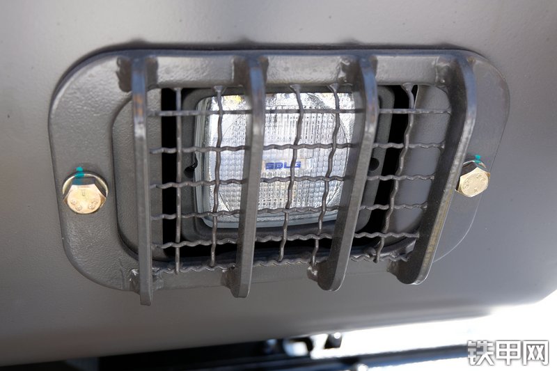 山东临工E660FL挖掘机图解( )