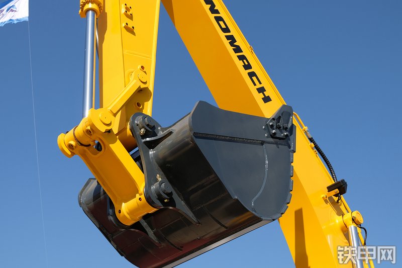 国机重工GE220H挖掘机展会( )