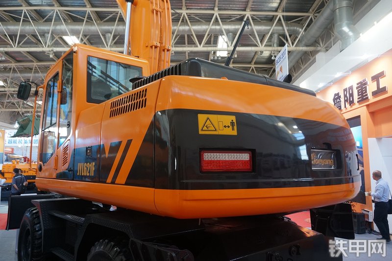 詹阳重工 JYL621F挖掘机展会( )