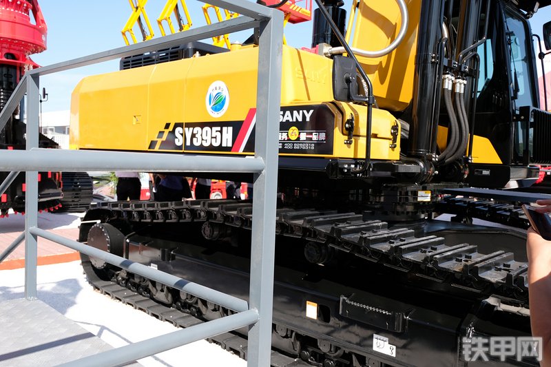 三一重工SY395H挖掘机展会( )