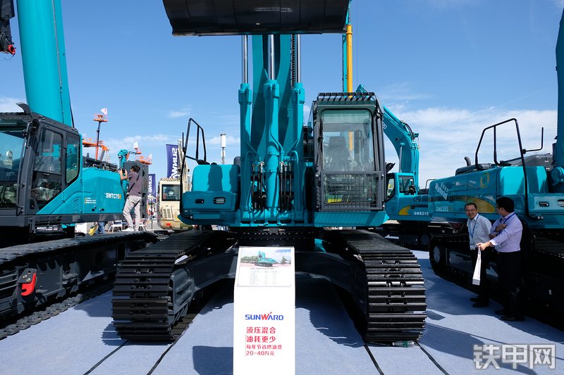 山河智能SWE500ES挖掘机展会( )
