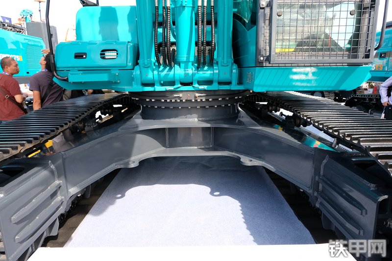 山河智能SWE500ES挖掘机展会( )