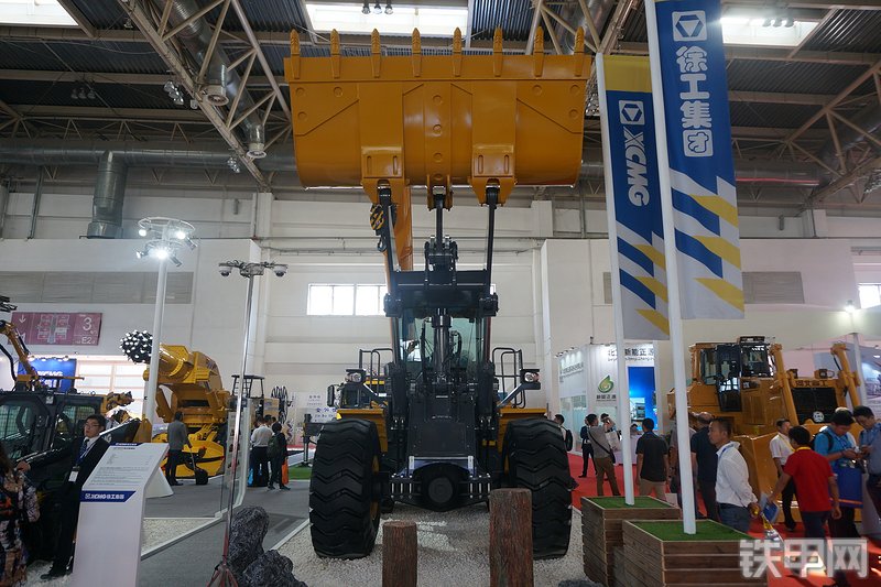 徐工LW700HV装载机展会( )