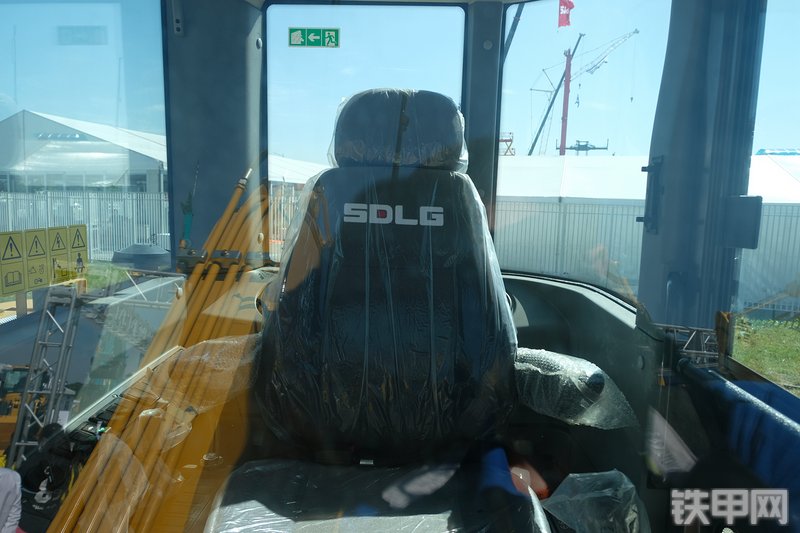 山东临工E660FL挖掘机图解( )