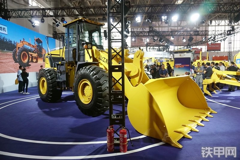 山工SEM655D装载机展会( )